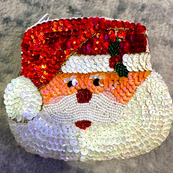 Beaded and Sequined Santa coin purse - Picture 1 of 4